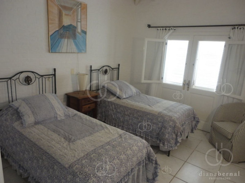 Imagen 22 de 30 de Punta Del Este, Rincon Del Indio, Brava, 3 Dormitorios Y Piscina.