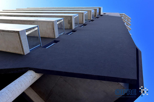 Local Comercial En Villa Devoto De 296,62 M2 En Esquina Doble Vidriera Unico!