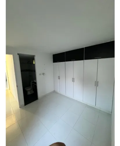 Venta Apartamento 60mts2, En Las Guabinas, Yumbo, 11237.