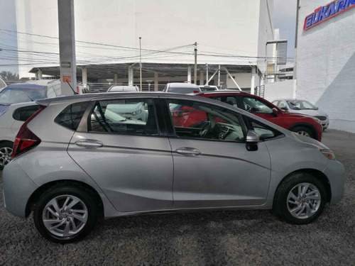 Imagen 6 de 15 de Honda Fit 2016 5p Fun L4/1.5 Man