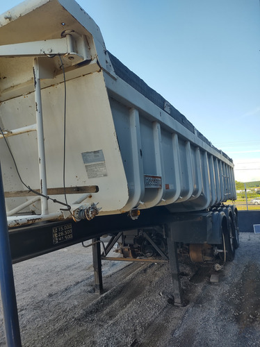 Carreta Caçamba Basculante