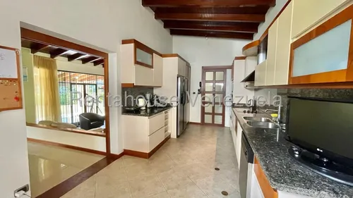 Casas En Venta Mls #25-19382