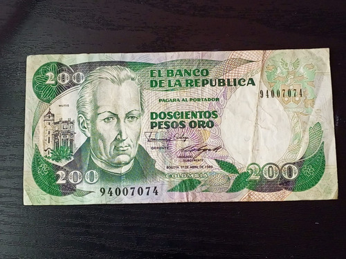 12 Billetes De 200 Pesos Oro Colombiano