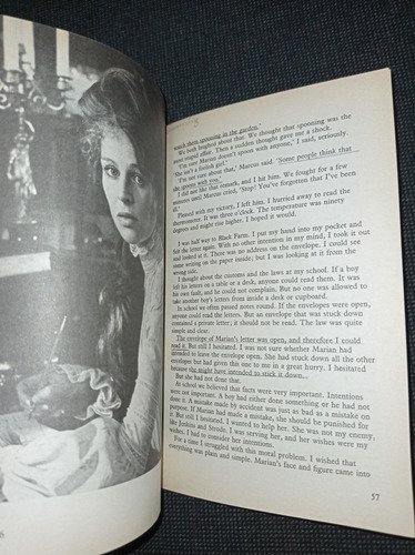 Imagen 4 de 5 de The Go Between L P Hartley Longman