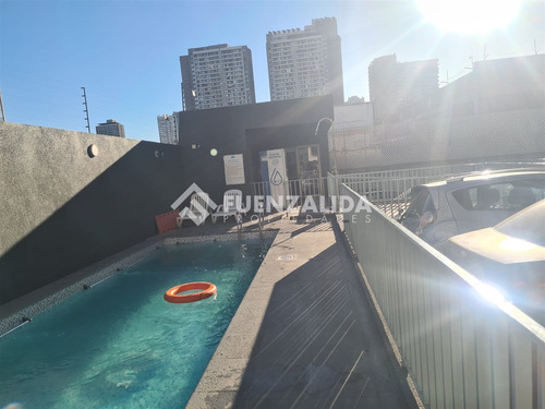 Departamento En Venta De 2 Dorm. En Estación Central