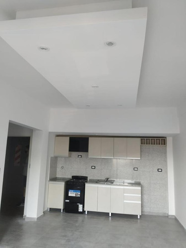 Imagen 5 de 12 de Departamento - Villa Luzuriaga