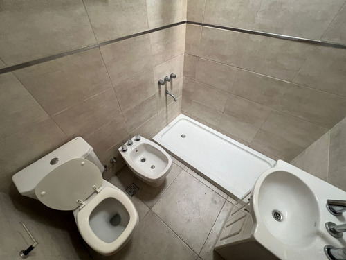 Imagen 8 de 14 de Departamento En Venta En José C Paz