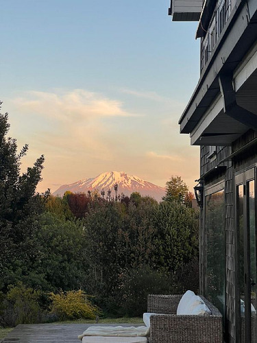 Hermosa Casa Con Vista A Lago Y Volcán