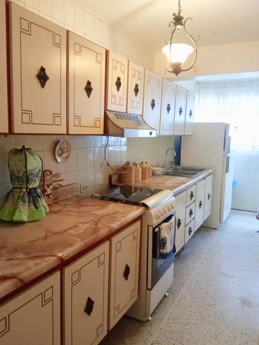Imagen 6 de 14 de Excelente Apartamento Semi Amoblado En San José