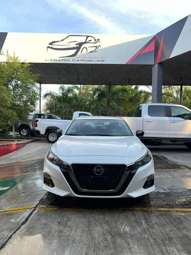 Nissan Altima Sr 2.0 Lts