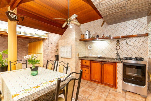 Imagem 5 de 30 de Casa Com 3 Dormitórios À Venda, 200 M² Por R$ 950.000,00 - Santa Felicidade - Curitiba/pr - Ca0186