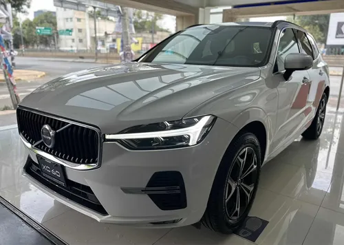 Camioneta Volvo Xc60 2022 Mild-hybrid Crystal White 35000 Ki