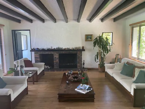 Casa En Arriendo/venta En Canelon. Cod A16453