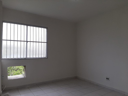 Apartamento Em Cordeiro, Recife/pe De 77m² 2 Quartos À Venda Por R$ 230.000,00 - Ap783806