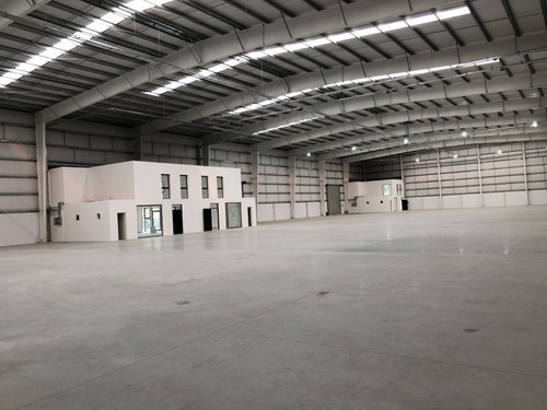 Nave Industrial A Estrenar En Venta.centro Parque Industrial