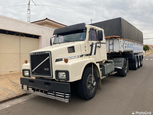 Cavalo Volvo N12 1982 + Caçamba Basculante Rossetti 2006