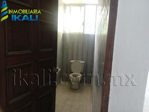 Imagen 5 de 12 de Oficina Comercial En Renta Tajin