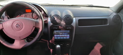 Renault Logan 1.0 16v Authentique Hi-flex 4p
