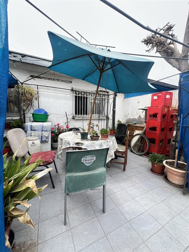 Se Vende Casa De 3h, 2b En Tranquilo Barrio Residencial