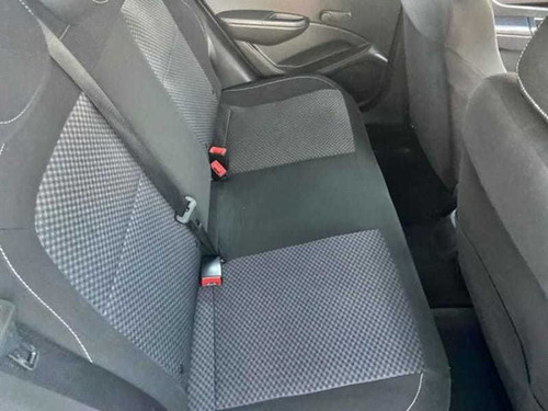 Imagem 14 de 14 de Chevrolet Onix 1.0 Mt Joy 2019