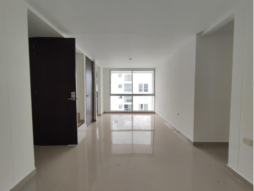 Apartamento En Arriendo En Los Patios. Cod A28845