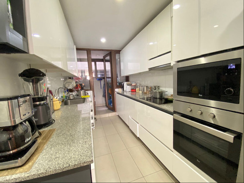 Venta Depto 3d2b+ Est Y Bod - Con Laguna Huechuraba