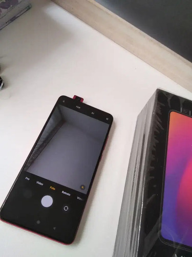 Imagen 2 de 4 de Xiaomi Mi 9t Pro 128gb 6gb Ram Negro Desbloqueado De Fábrica