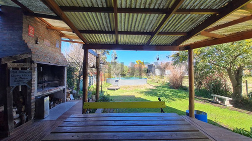 Venta De Casa Estilo Cabaña En Tandil, Cerro Leones