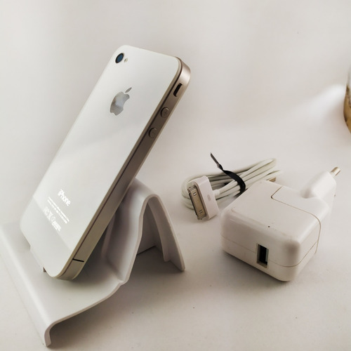 iPhone 4 Muito Conservado Não Roda Aplicativos