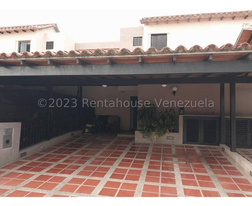 Imagen 2 de 30 de Townhouse En Venta En Tazajal Con Acabados Modernos Y Cocina Empotrada Patio Y Áreas Comunes Para El Disfrute Familiar En Zona Privilegiada De Naguanagua Ymp