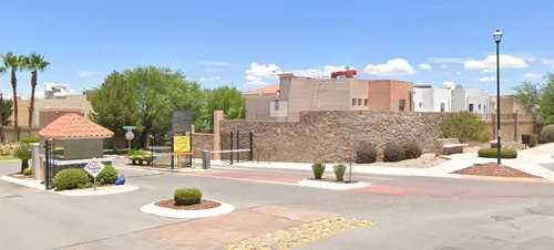Casa En Venta En Cerrada Rioja, Chihuahua, Chih. G D