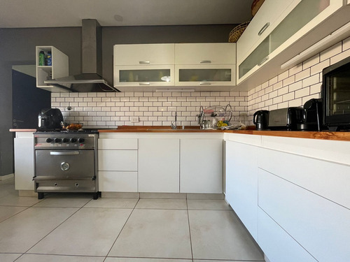 Imagen 11 de 30 de Venta | Casa Ayres De Los Arroyos | Oportunidad | Permuta
