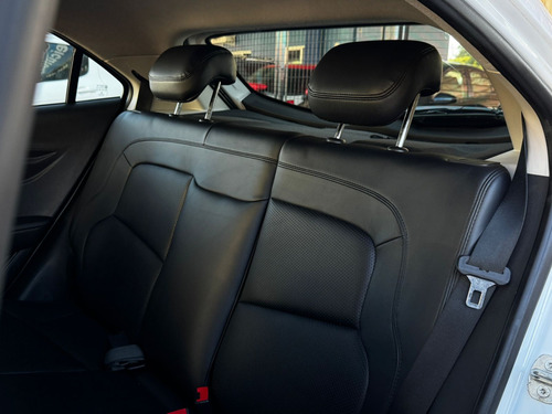 Chevrolet Onix 1.4 MPFI LTZ 8V FLEX 4P MANUAL
