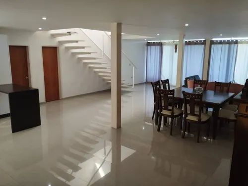 Casa En Villa La Lagunita