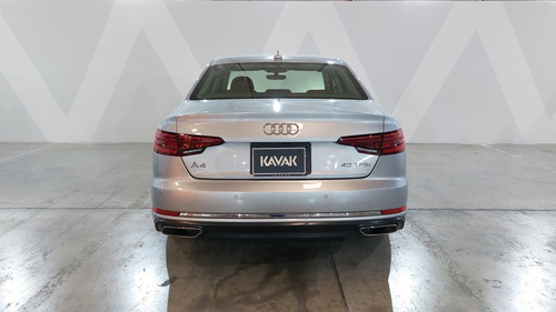 Audi A4 2.0 40 TFSI SELECT DCT