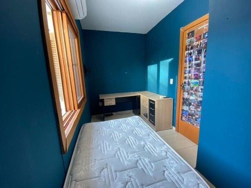 Casa Em Guarujá Com 2 Dormitórios - Mi271246