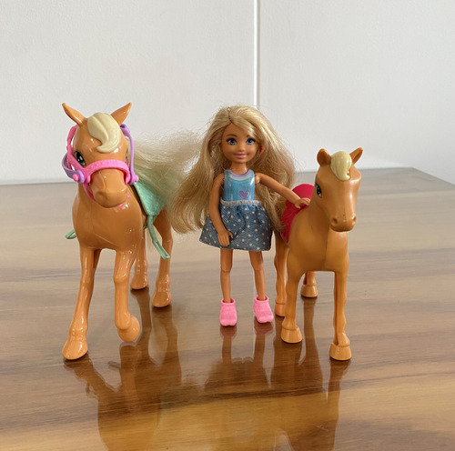 Barbie Club Chelsea (muñeca Y Caballo)