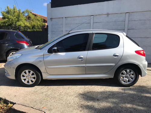 Peugeot 207 2012 1.4 Xs