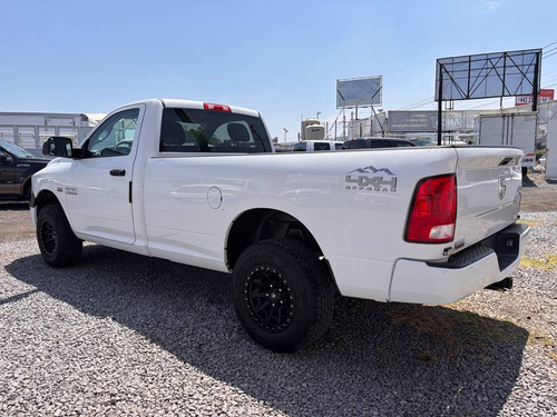 RAM Ram 1500 5.7 Cabina Sencilla 4x4