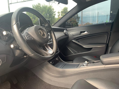 Mercedes Benz Cla200