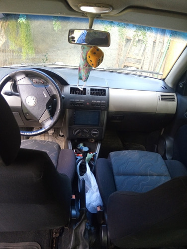 Imagem 8 de 9 de Volkswagen Parati 2001 1.0 Turbo 5p