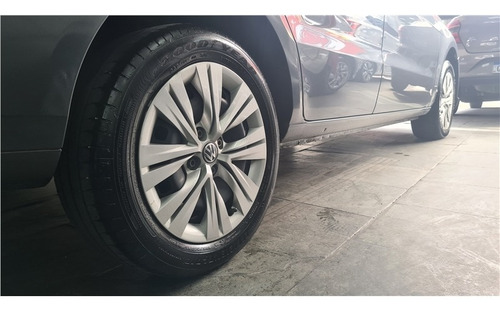 Imagem 6 de 6 de Volkswagen Voyage 1.6 Msi Totalflex 4p Manual