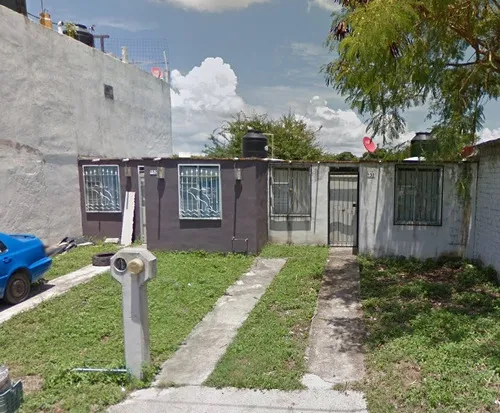 Casa En Venta En Calle Barracuda, Villas De San Vicente, Nayarit Recuperación Bancaria Laab2