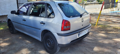 Volkswagen Gol 1.0 16v Plus 5p