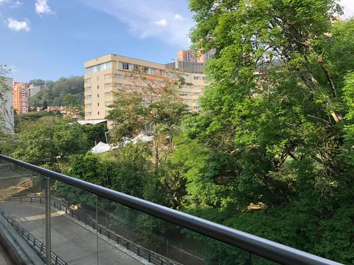 Oficina En Arriendo En El Poblado, Transversal Inferior