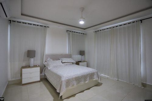 Imagen 3 de 30 de Impresionante Casa Ubicada En Santiago (a124)