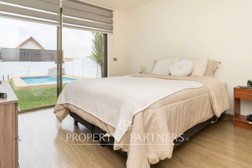 4 Dormitorios Con Piscina, 360 M2 Terreno Macul Al...