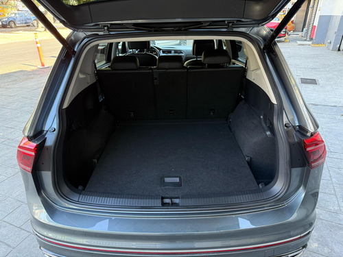 Volkswagen Tiguan 2.0 Tsi R-Line Dsg7