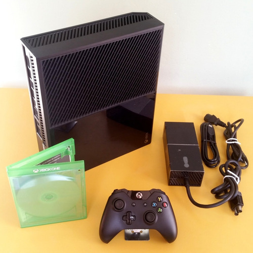 Imagem 2 de 5 de Xbox One 500gb Completo + Jogo + Controle Original