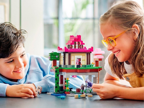 Lego Minecraft 21183 El Campo De Entrenamiento